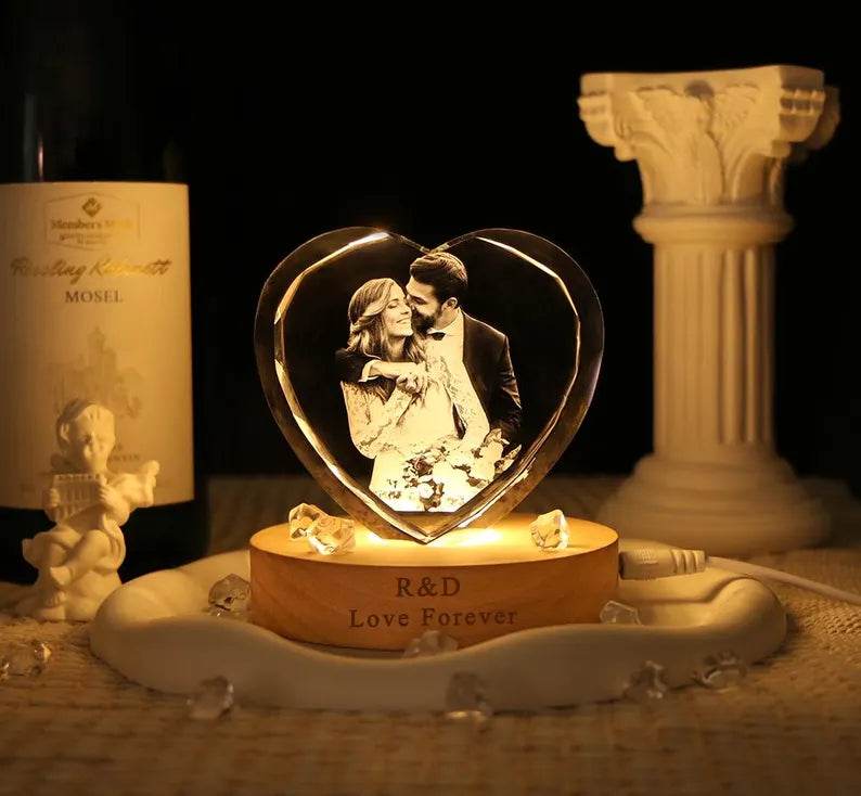 Coração de Cristal 3D Personalizado com Foto e Luz LED – Presente Romântico para Casal